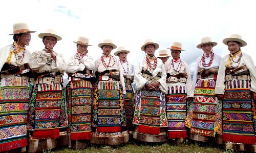 Тибетский национальный костюм.
